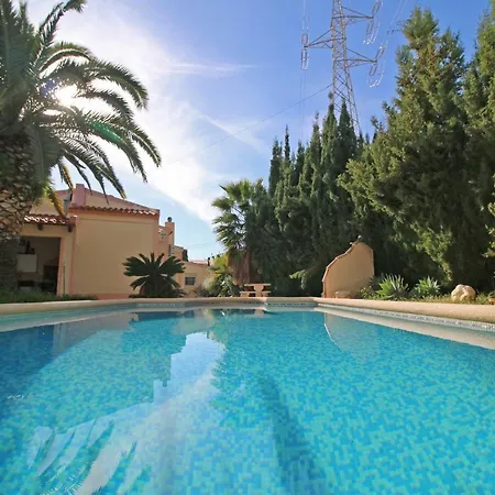 Santacreu 3 Dormitorios Con Parking, Jardin Y Piscina Privada Villa